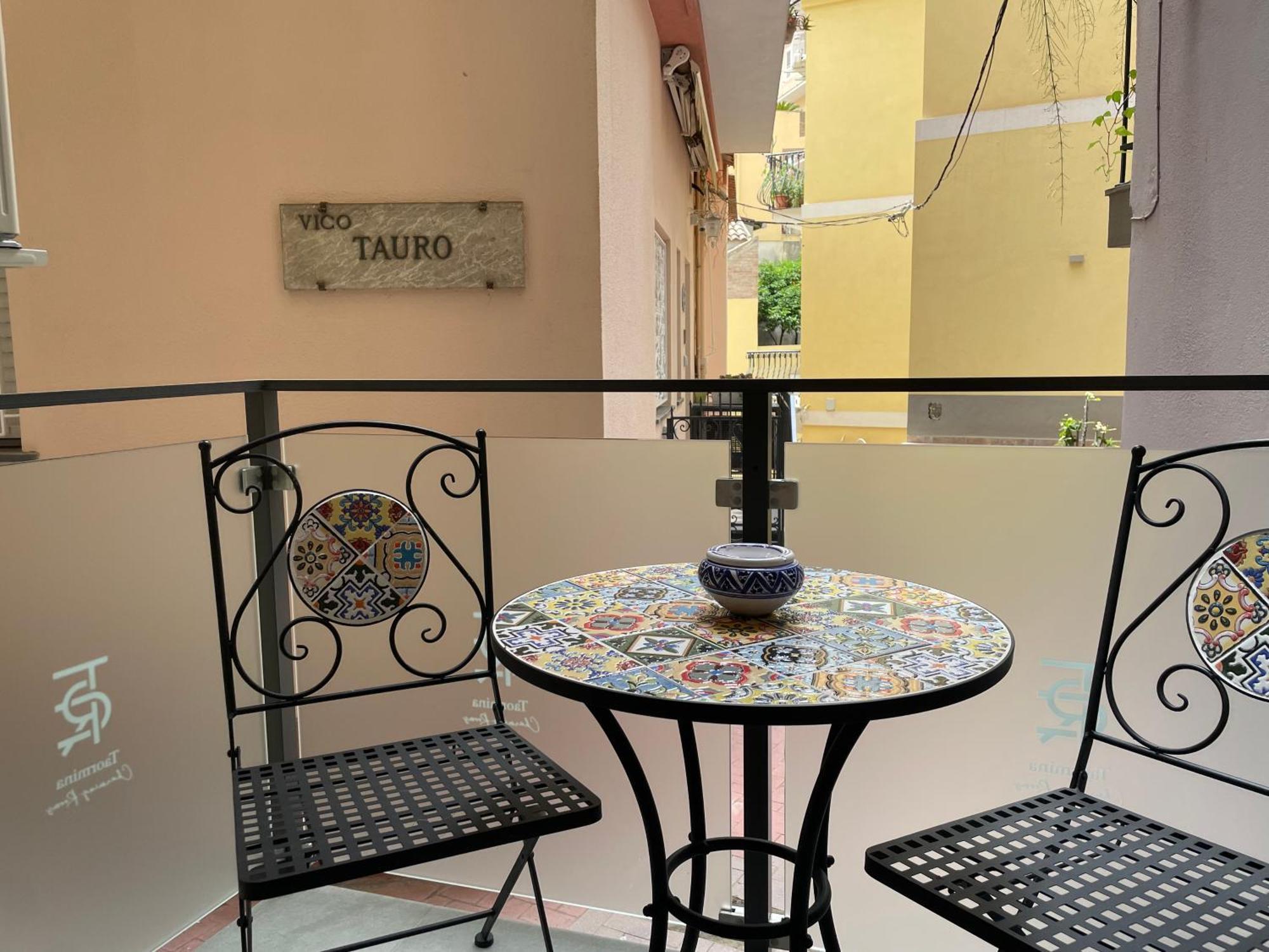 Taormina Charming Rooms エクステリア 写真