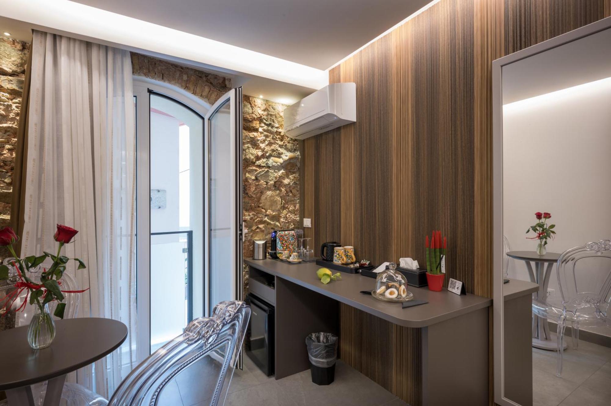 Taormina Charming Rooms エクステリア 写真